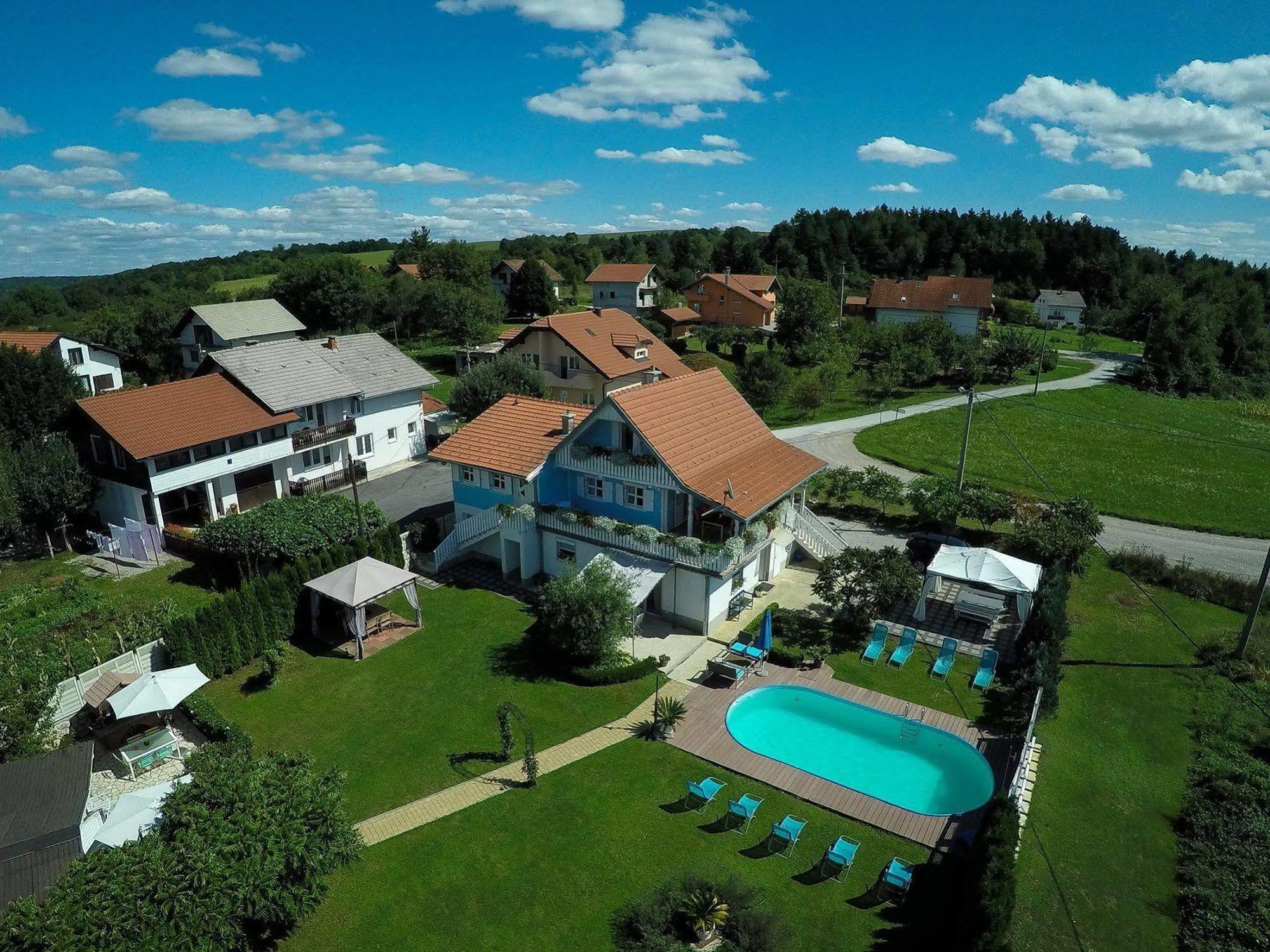 Pool Apartments Plitvice Lakes Grabovac  Exteriér fotografie